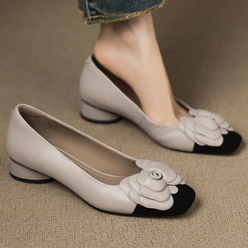Women'S Shoes - รองเท้าส้นสูงแบบสวมสำหรับผู้หญิงไซส์ใหญ่ 34-41 ผลิตจากหนังแกะผสมสี ตกแต่งลายดอกไม้ สไตล์ OL