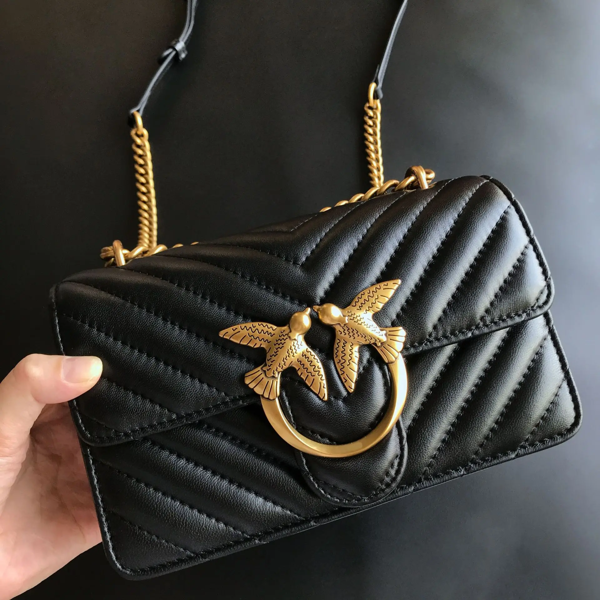 Women'S Shoes Louis Vuitton - กระเป๋าหนังแท้ Pinko รุ่นเดียวกัน ลายตัว V หนังแพะ