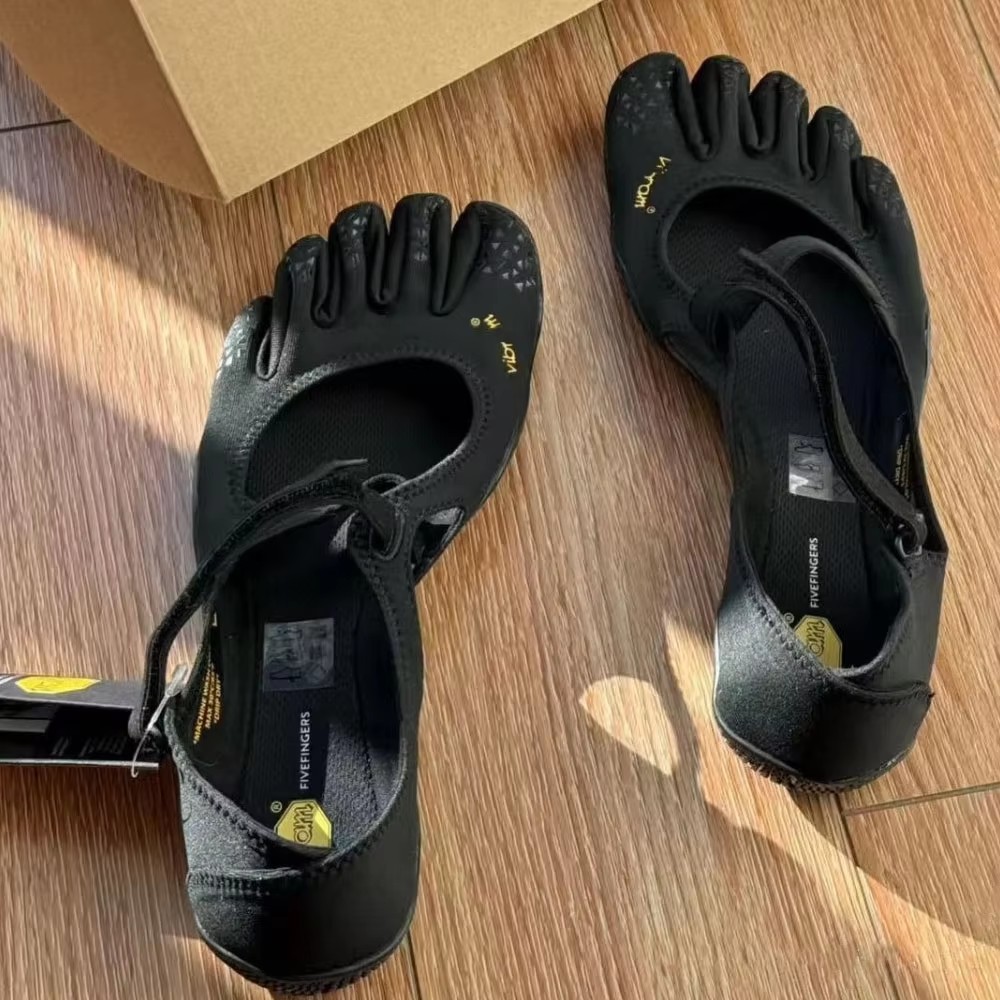 รองเท้าผ้าใบ V-Soul แบบห้านิ้ว - Women'S Shoes Louis Vuitton บทวิจารณ์และราคา
