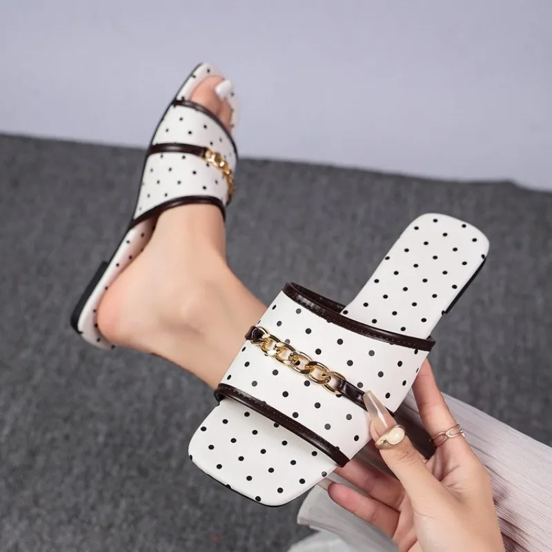รองเท้าแตะสตรีแบบเปิดหัวทรงสี่ - Gold Chain Sandal บทวิจารณ์และราคา