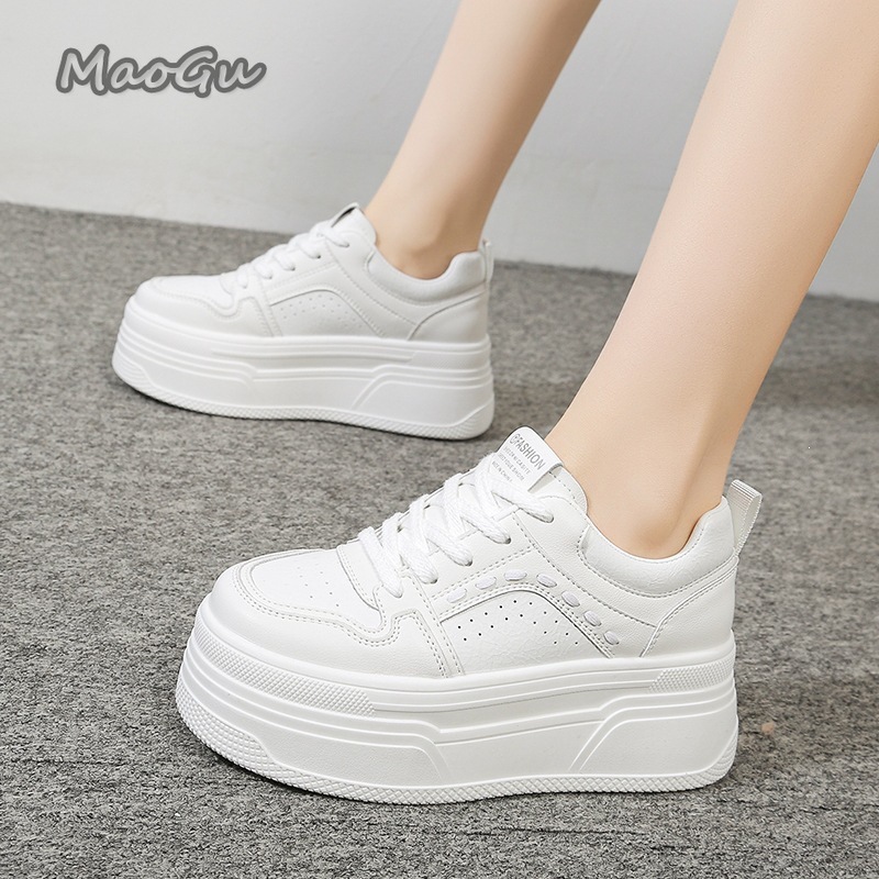 รองเท้าผ้าใบเสริมส้นสีขาวสำหรั - Women'S Shoes Size 40 In Us บทวิจารณ์และราคา