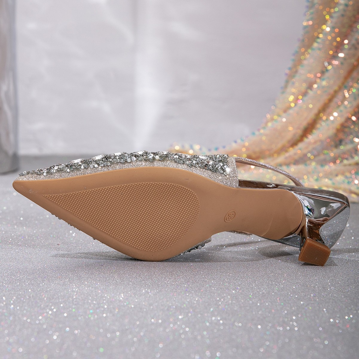 รองเท้าส้นสูงหัวแหลมแฟชั่นสำหร - Court Heel Pointed บทวิจารณ์และราคา