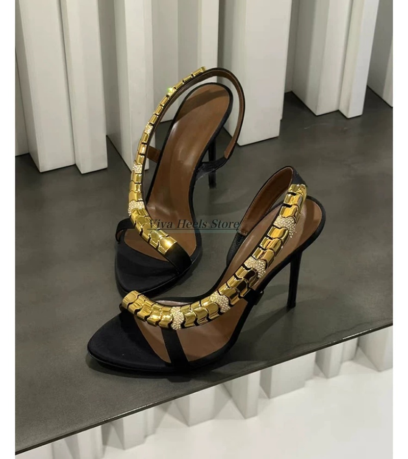 รองเท้าแตะหนังเซ็กซี่ประดับโซ่ - Gold Chain Sandal บทวิจารณ์และราคา