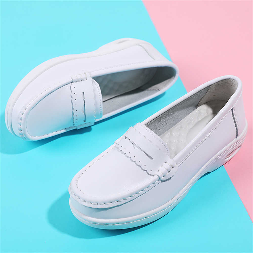 Chunky สีขาวส้นรองเท้า Oxford  - Women Shoes Types บทวิจารณ์และราคา