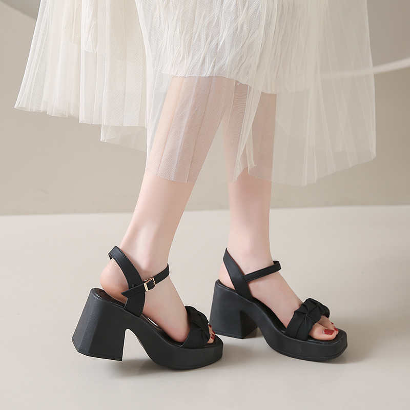 รองเท้าแตะผู้หญิงแบบไม่มีส้น ร - Women Shoes Types บทวิจารณ์และราคา